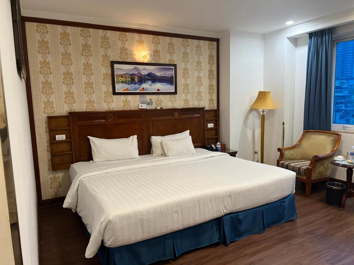 A25 Hotel - 19 Phan Dinh Phung Ханой Экстерьер фото