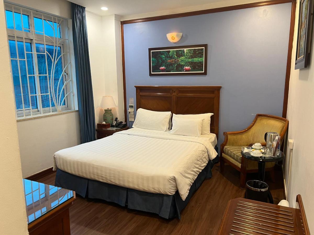 A25 Hotel - 19 Phan Dinh Phung Ханой Экстерьер фото