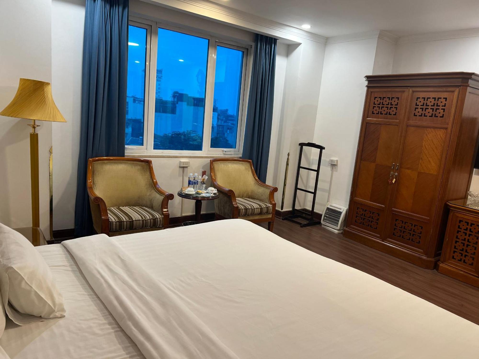 A25 Hotel - 19 Phan Dinh Phung Ханой Экстерьер фото