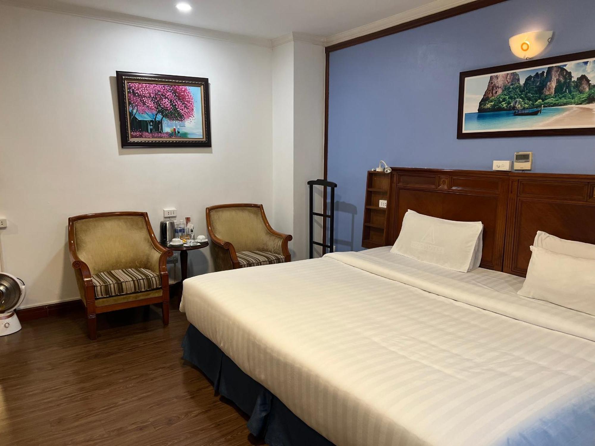 A25 Hotel - 19 Phan Dinh Phung Ханой Экстерьер фото