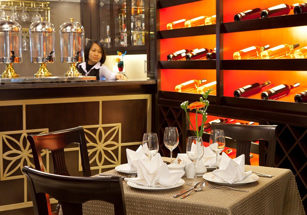 A25 Hotel - 19 Phan Dinh Phung Ханой Экстерьер фото