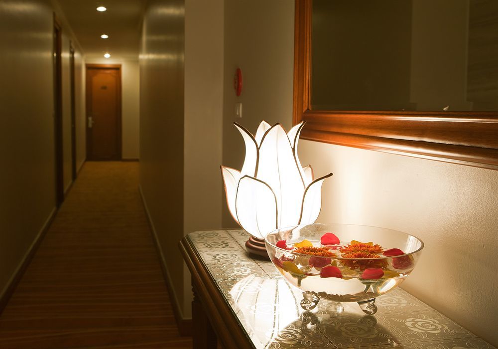 A25 Hotel - 19 Phan Dinh Phung Ханой Экстерьер фото